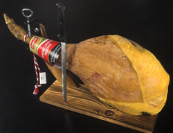 serrano on stand